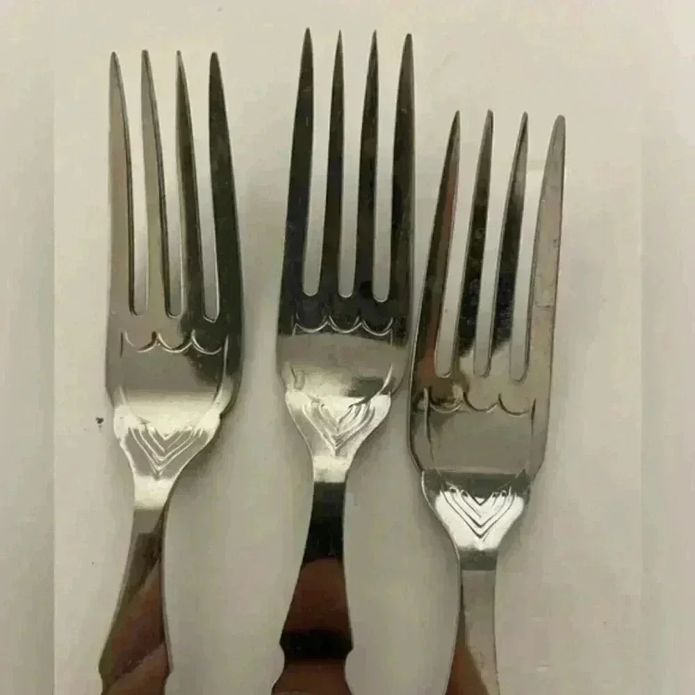 Vintage Holt Renfrew Sterling Silver w Mother of Pearl Handles - 9pc Set - Picture 5 of 13